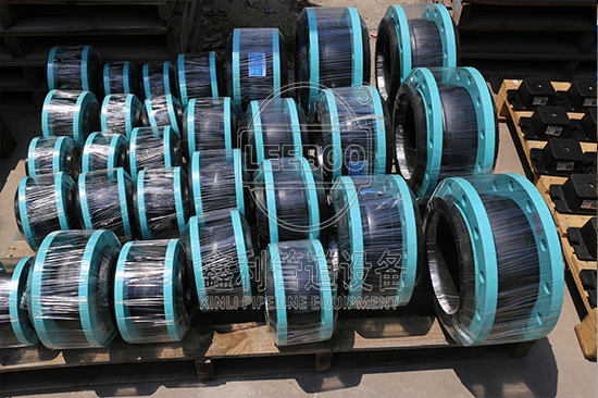 鞏義鑫利給呼和浩特汽車產(chǎn)業(yè)園供應單球體橡膠接頭