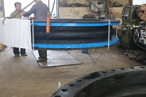 <a href=http://www.xinligd.com target=_blank class=infotextkey>橡膠接頭</a>工作壓力標(biāo)準