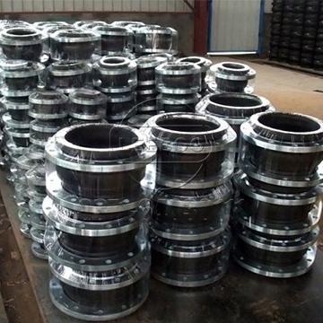 可曲繞橡膠接頭在船上使用