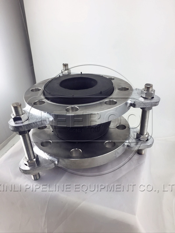 耐酸堿<a href=http://www.xinligd.com target=_blank class=infotextkey>橡膠接頭</a>使用現(xiàn)場(chǎng)